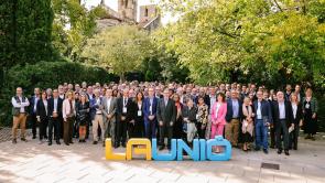 Més de 250 referents del món socioeconòmic i directius del sector sanitari i social proposen situar el sector salut i social com a motor de progrés econòmic, cohesió social i equilibri territorial