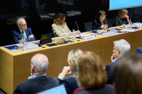 Primera taula: D?on venim, on estem i cap on volem anar